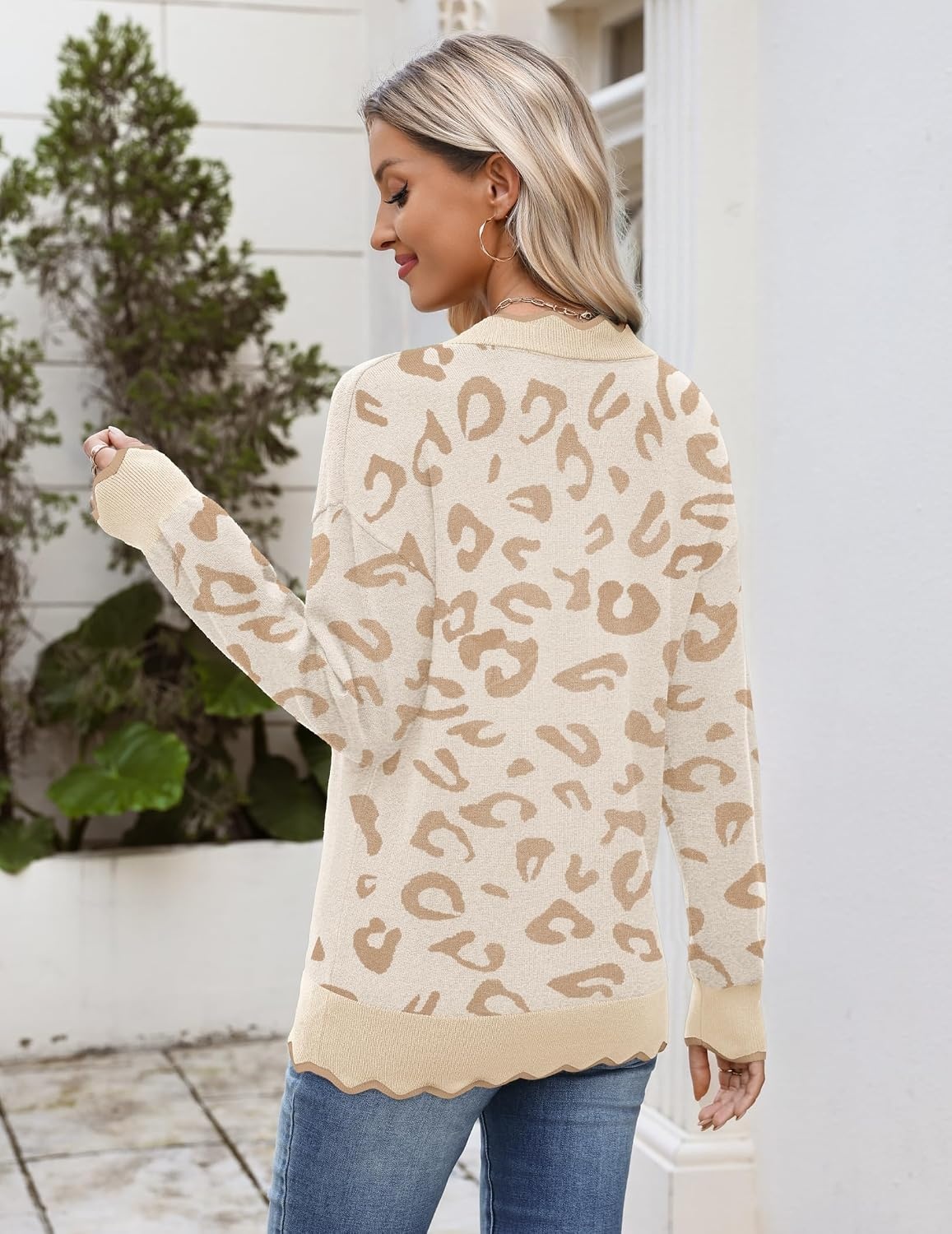 image:imageZeagoo Womens 2026 Fall V Neck Sweater Long Sleeve Lightweight Knit TopsZ Leopard Print
