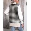 Zeagoo Sweater Vest Women Sleeveless V Neck Oversized Pullover Knitted Tops 2026 Fall Outfits(Houndstooth Black and Cream)