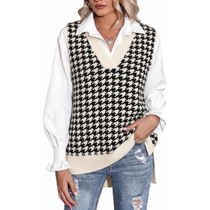 Zeagoo Sweater Vest Women Sleeveless V Neck Oversized Pullover Knitted Tops 2026 Fall Outfits(Houndstooth Black and Cream)