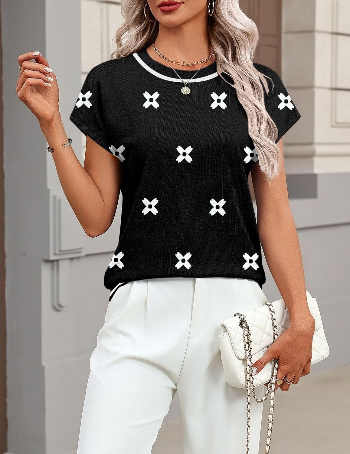 image:imageZeagoo Sweaters for Women Tops Short Sleeve Crewneck Basic Fashion ClothingWhite Floralblack Jh454