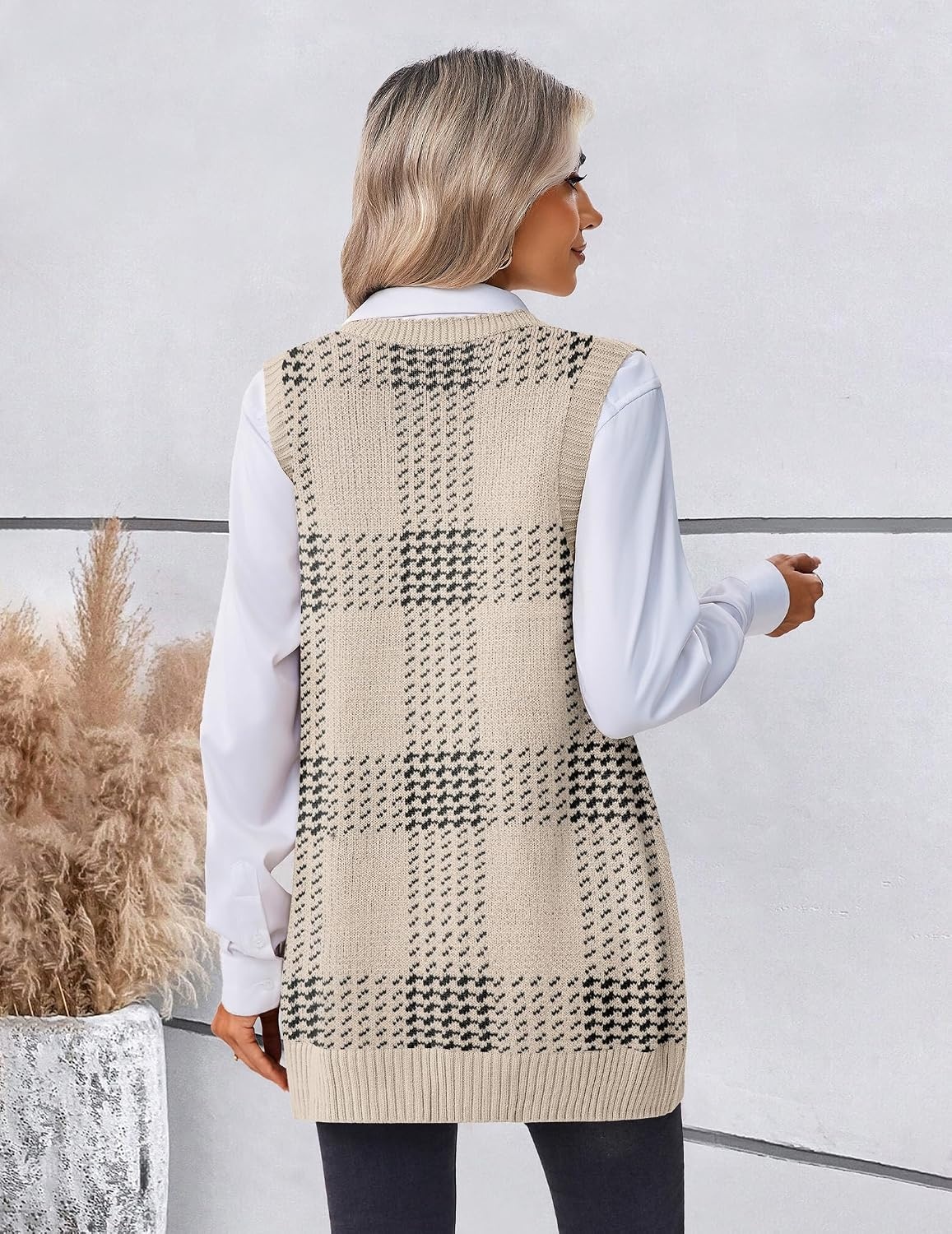 image:imageZeagoo Womens Sweater Vest 2026 Oversized Sleeveless V Neck Pullovers with Pocket Knitted Fall OutfitsKhaki Plaid
