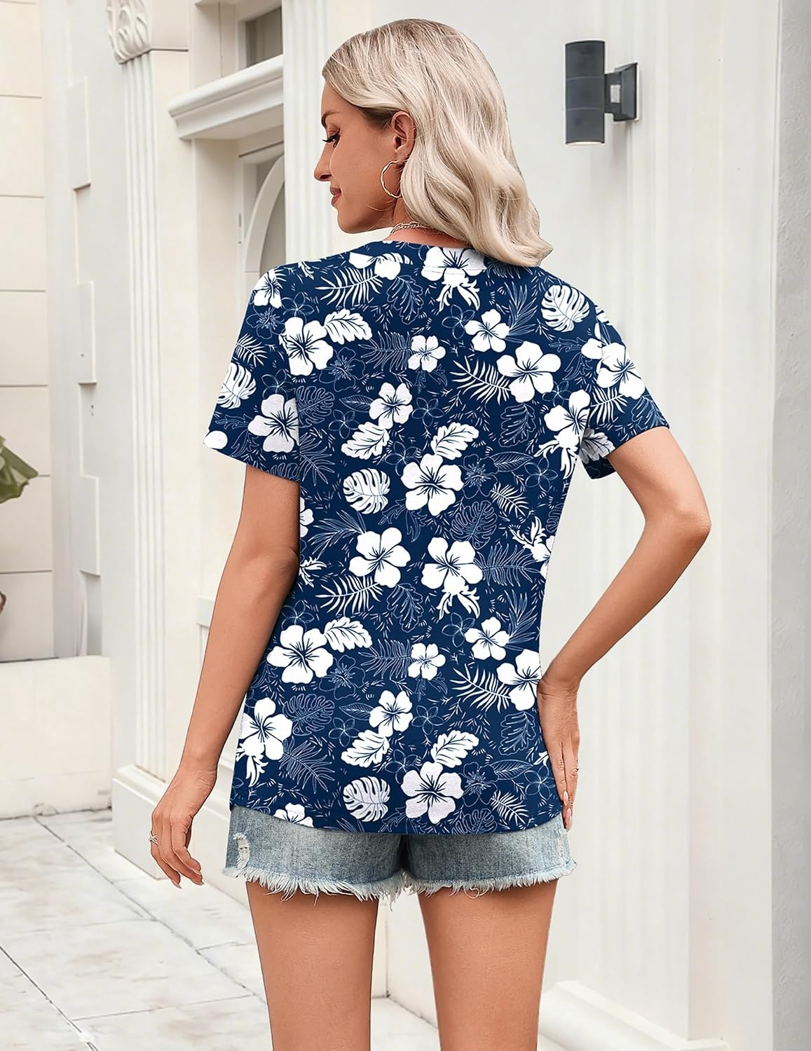 image:imageZeagoo Womens Tops Short Sleeve V Neck Tee Shirts Cute Dressy CasualBlue Floral Sf157