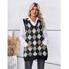 Zeagoo Women’s Sweater Vest 2026 Oversized Sleeveless V Neck Pullovers with Pocket Knitted Fall Outfits(Black Argyle)