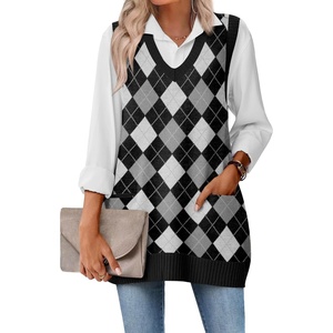 Zeagoo Women’s Sweater Vest 2026 Oversized Sleeveless V Neck Pullovers with Pocket Knitted Fall Outfits(Black Argyle)