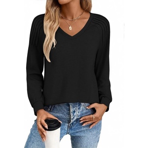 Zeagoo Womens Long Sleeve Tops V Neck Pleated Shirts Dressy Casual Blouses Fall Fashion Tunic Clothes 2026 T-Shirts(Black)