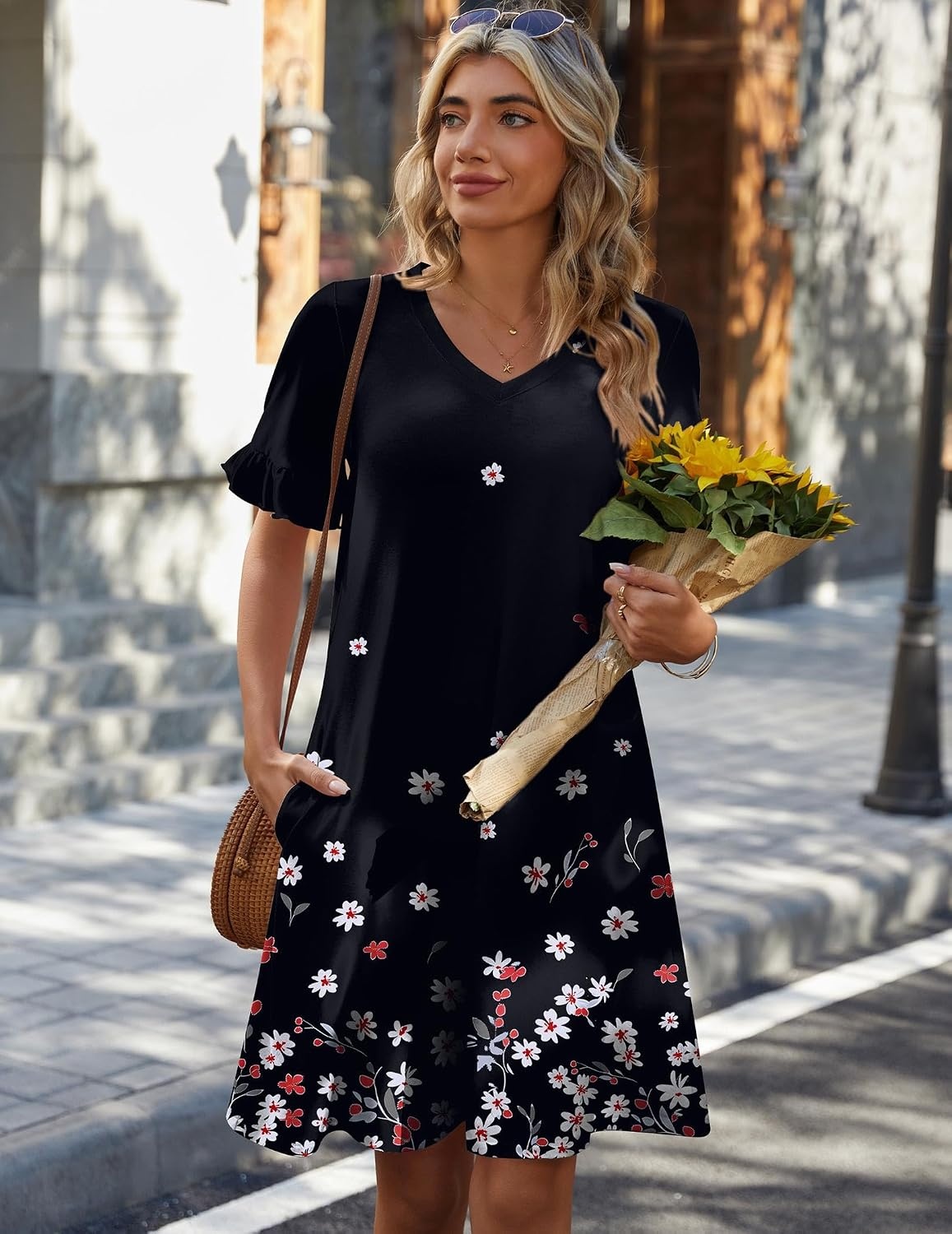 image:imageZeagoo Summer Casual Dresses for Women A Line Sun Dress Ruffle Short Sleeve V Neck Floral Tshirt Dress with PocketsBlack Floralprinted