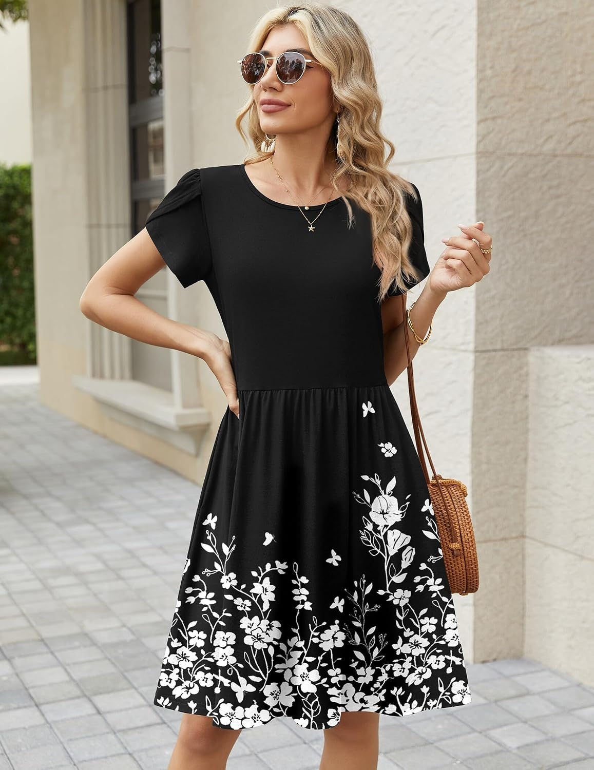 image:imageZeagoo Women Summer Dress 2026 Short Sleeve Aline Mini Dresses with Pockets Casual Swing Tshirt Dress Vocation Beach SundressBlack Floral