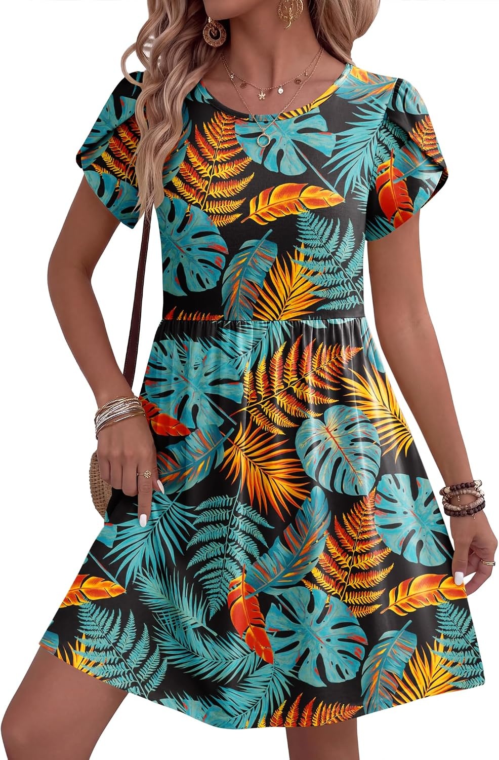 image:imageZeagoo Women Summer Dress 2026 Short Sleeve Aline Mini Dresses with Pockets Casual Swing Tshirt Dress Vocation Beach SundressLeaf Print
