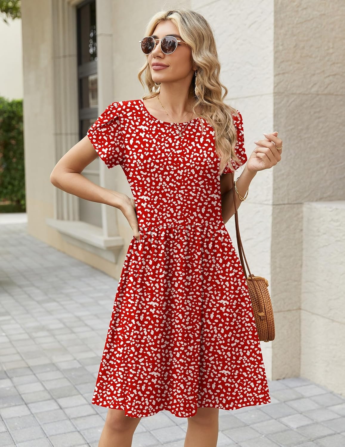 image:imageZeagoo Women Summer Dress 2026 Short Sleeve Aline Mini Dresses with Pockets Casual Swing Tshirt Dress Vocation Beach SundressRed Floral