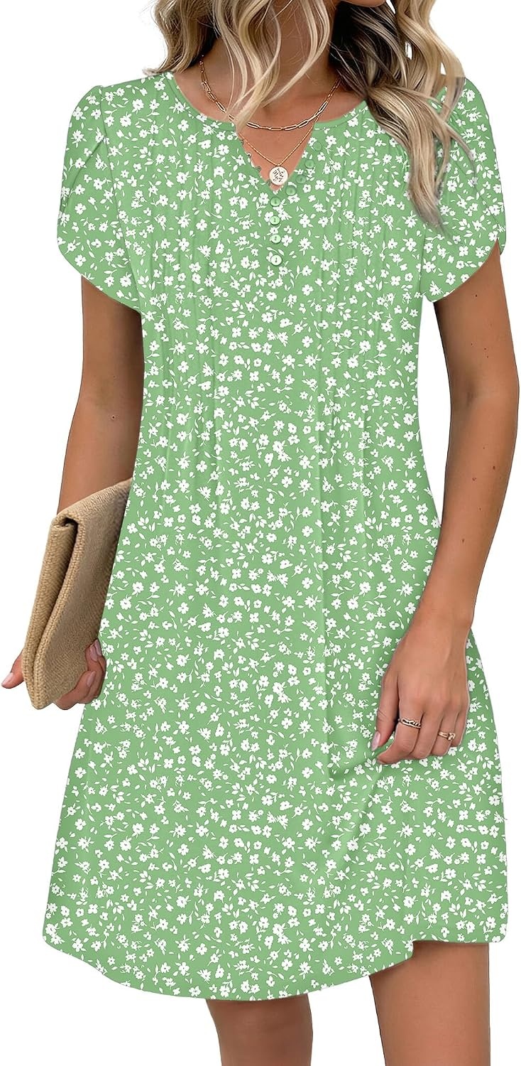 image:imageZeagoo Womens Casual Dresses with Pockets Summer Floral VNeck ALine Tshirt Dress Short Sleeve Mini Dress Beach SundressLight Green