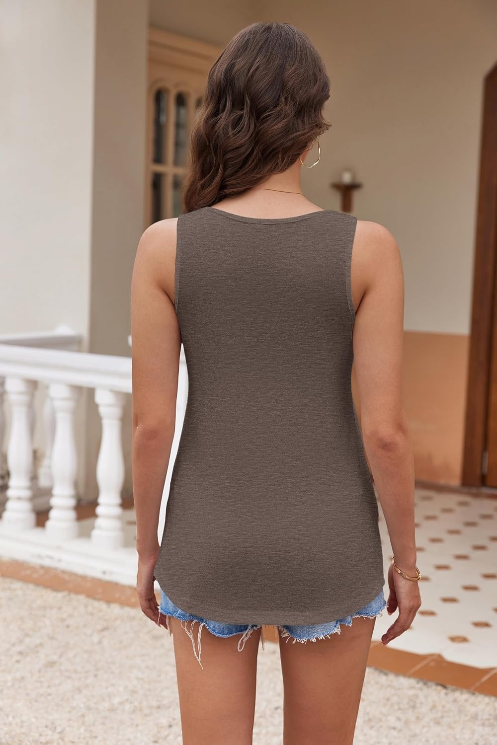 image:imageZeagoo Womens Tank Tops Flowy Loose Fit Scoop Neck Casual Summer Tops Curvy HemBrown
