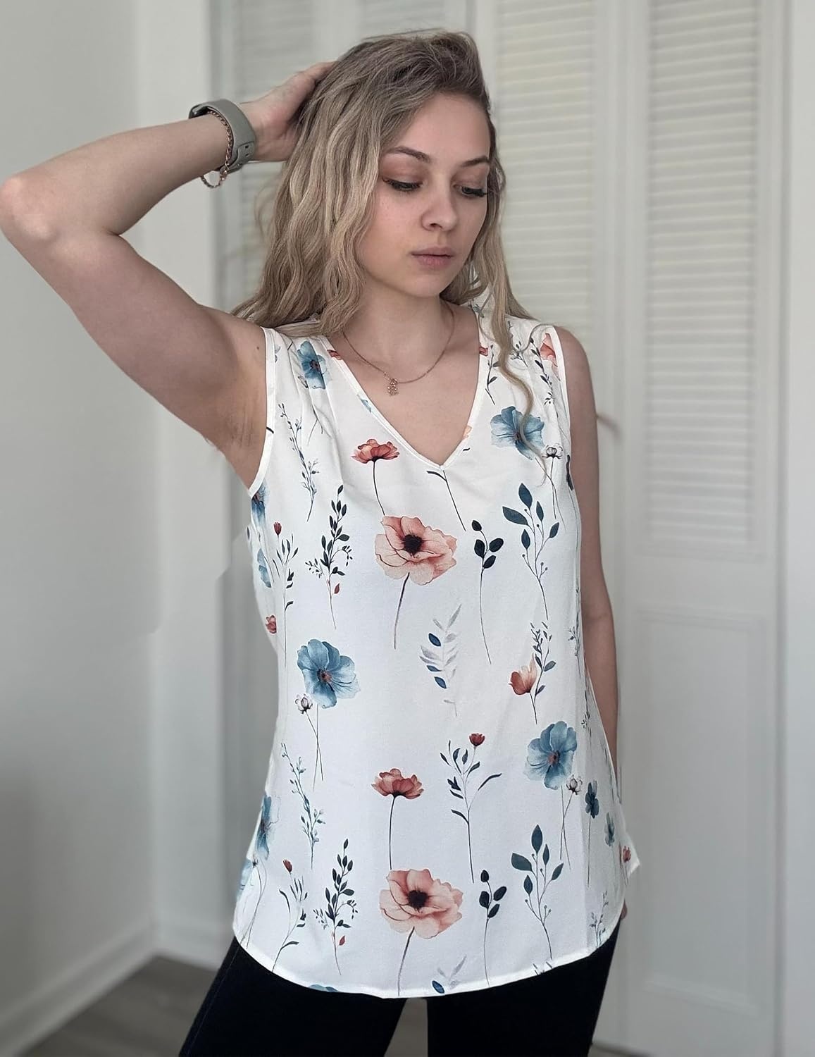 image:imageZeagoo Womens Tank Tops Pleated V Neck Business Casual Sleeveless Shirts Trendy Dressy Textured Summer Work BlouseBf290 Floral