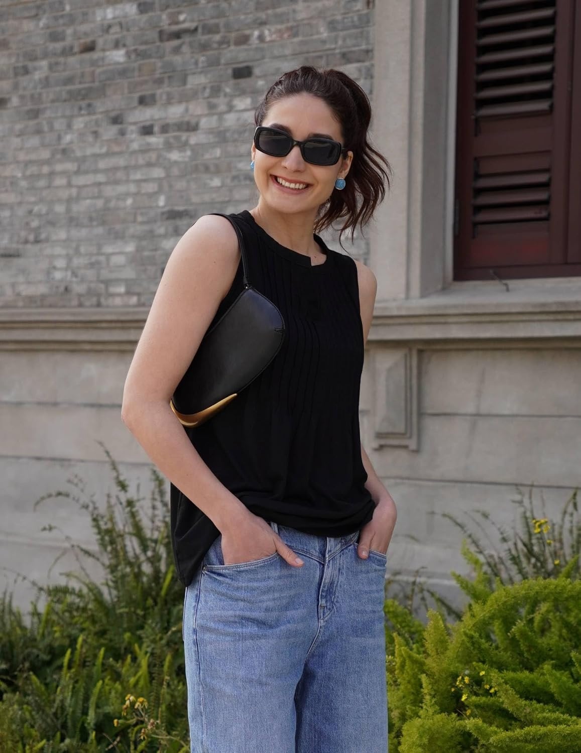 image:imageZeagoo Womens Tops Summer Pleated Sleeveless Tank TopBlack