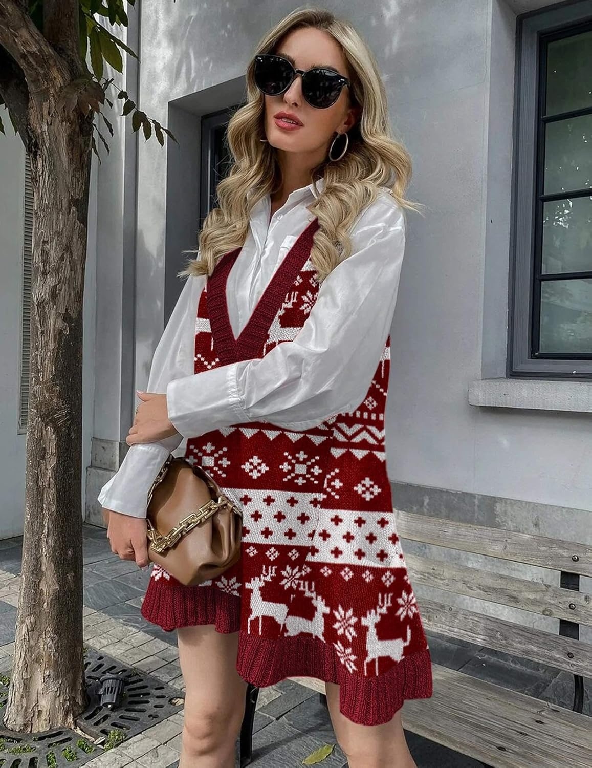 image:imageZeagoo Womens Sweater Vest Dress Pattern Knitted Pullovers Sweaters V Neck Tank Sweater Dress with PocketsXmas Reindeer