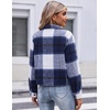 Zeagoo Flannels for Women Cropped Shacket Jacket Fashion Plaid Fall Coat(Z-gz386)