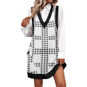 Zeagoo Womens Sweater Vest Dress Pattern Knitted Pullovers Sweaters V Neck Tank Sweater Dress with Pockets(White Plaid)