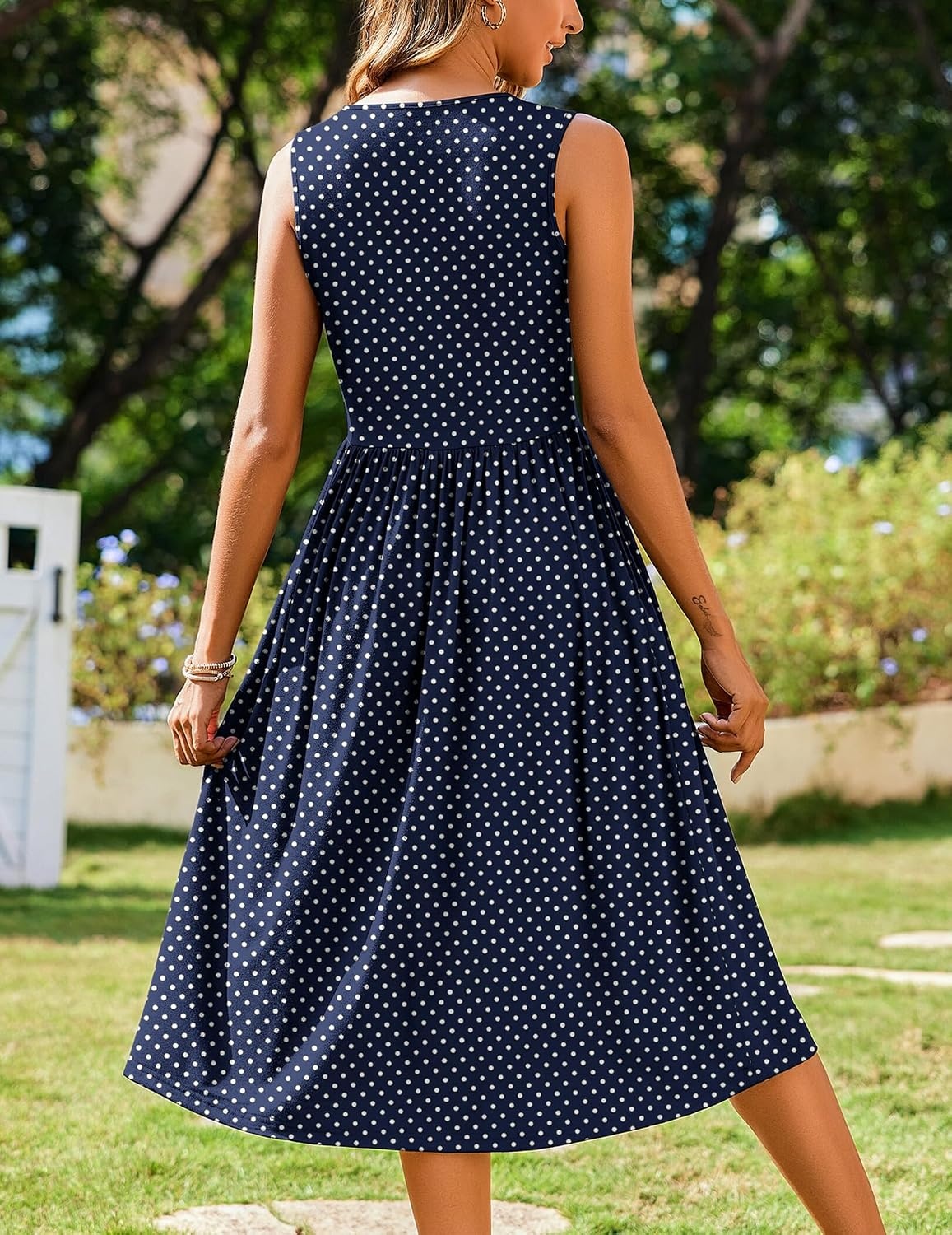 image:imageZeagoo Womens Summer Tank Midi Dress with Pockets Floral Sleeveless ALine Casual Loose TShirt Dresses Beach Sundress 202601blue Round Dot