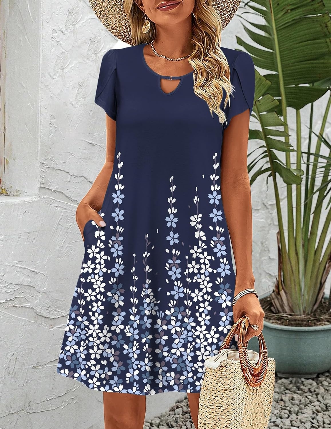 image:imageZeagoo Womens Casual ALine Dresses with Pockets Summer Floral Tshirt Dress Short Sleeve Mini Dress Flowy SundressesBlue Floralprinted
