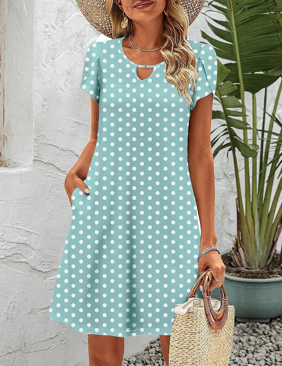 image:imageZeagoo Womens Casual ALine Dresses with Pockets Summer Floral Tshirt Dress Short Sleeve Mini Dress Flowy SundressesGreen Dot