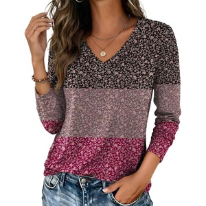 Zeagoo Womens Shirts Long Sleeve Tops V Neck Casual Basic Tee Fall Outfits(Vintage Ditsy Floral)