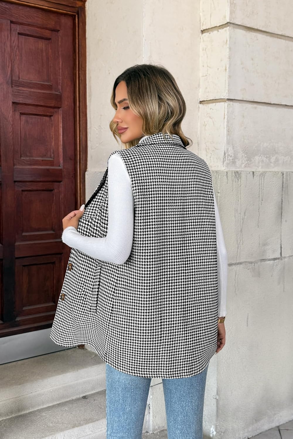 image:imageZeagoo Plaid Vest for Women Flannel Jackets Sleeveless Button Down ShirtsBlack and Whitejh275