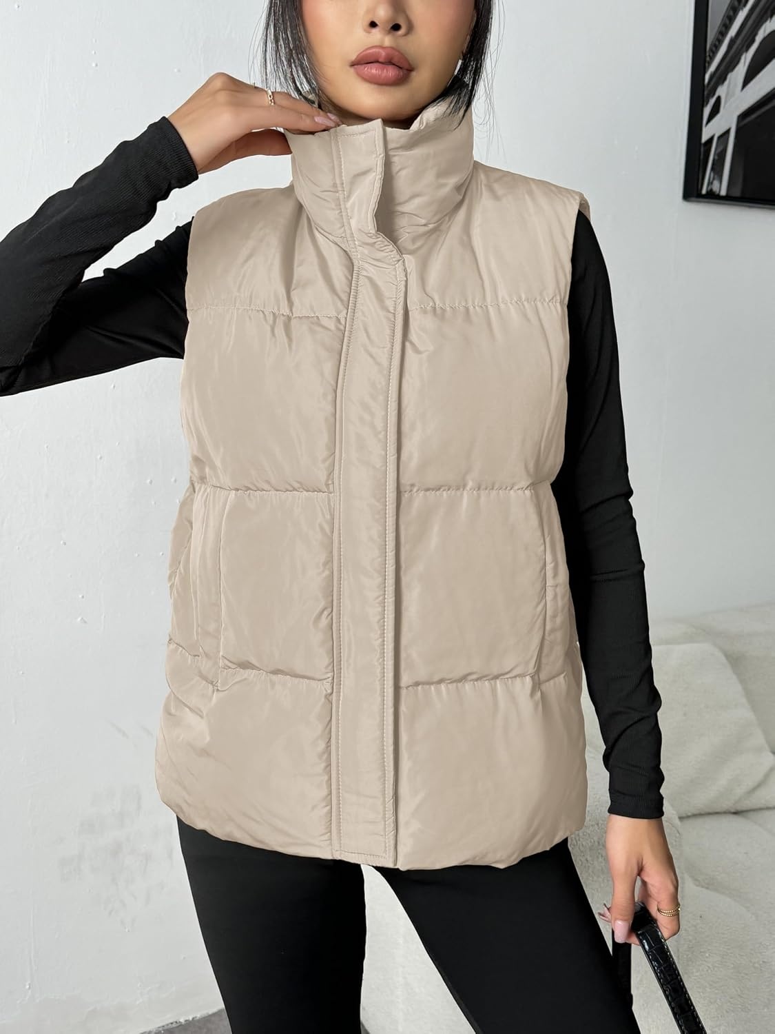 image:imageZeagoo Women Puffer Vest Lightweight Stand Collar Sleeveless Winter Warm Zip Up Padded Outerwear Jackets with Pockets SXXLBeige