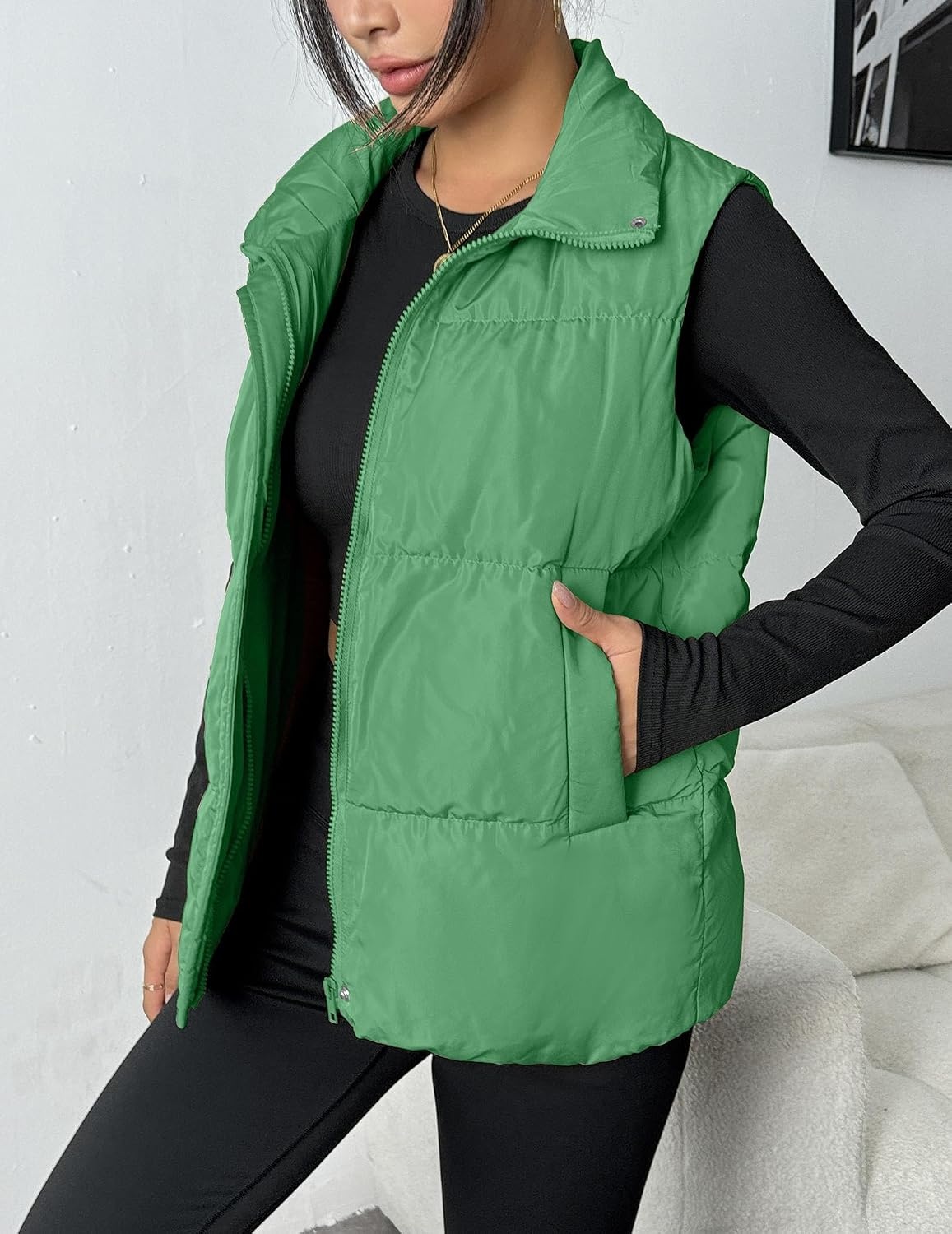 image:imageZeagoo Women Puffer Vest Lightweight Stand Collar Sleeveless Winter Warm Zip Up Padded Outerwear Jackets with Pockets SXXLGreen