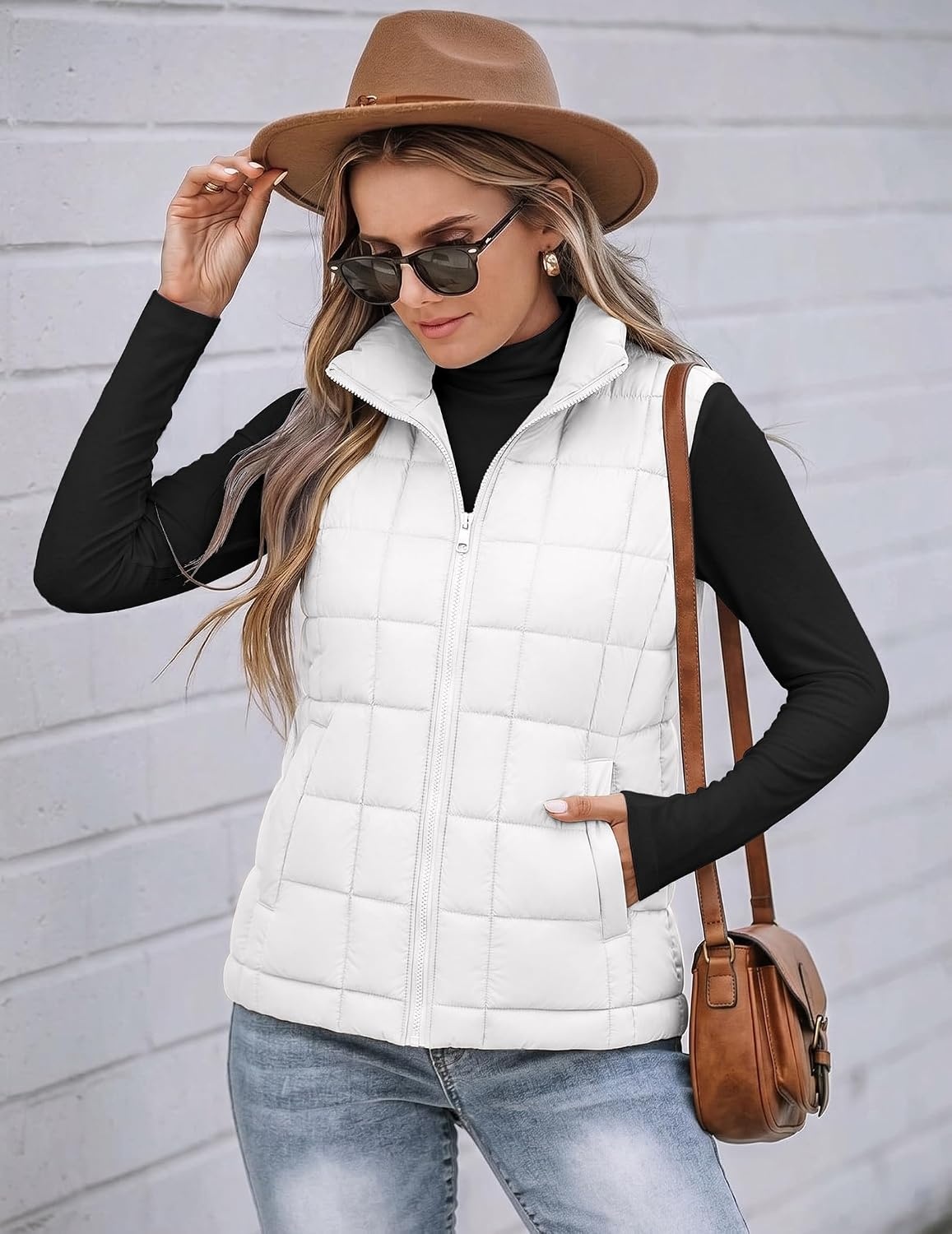 image:imageZeagoo Womens Lightweight Quilted Puffer Vest Stand Collar Zip Up OuterwearWhite