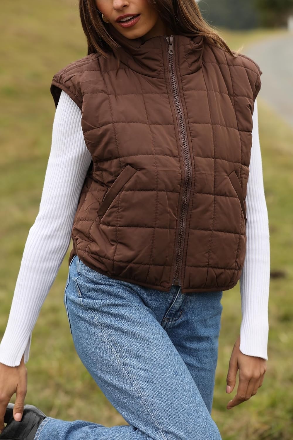 image:imageZeagoo Womens Puffer Vest Ladies Sleeveless Zip Up OuterwearChocolate Brown
