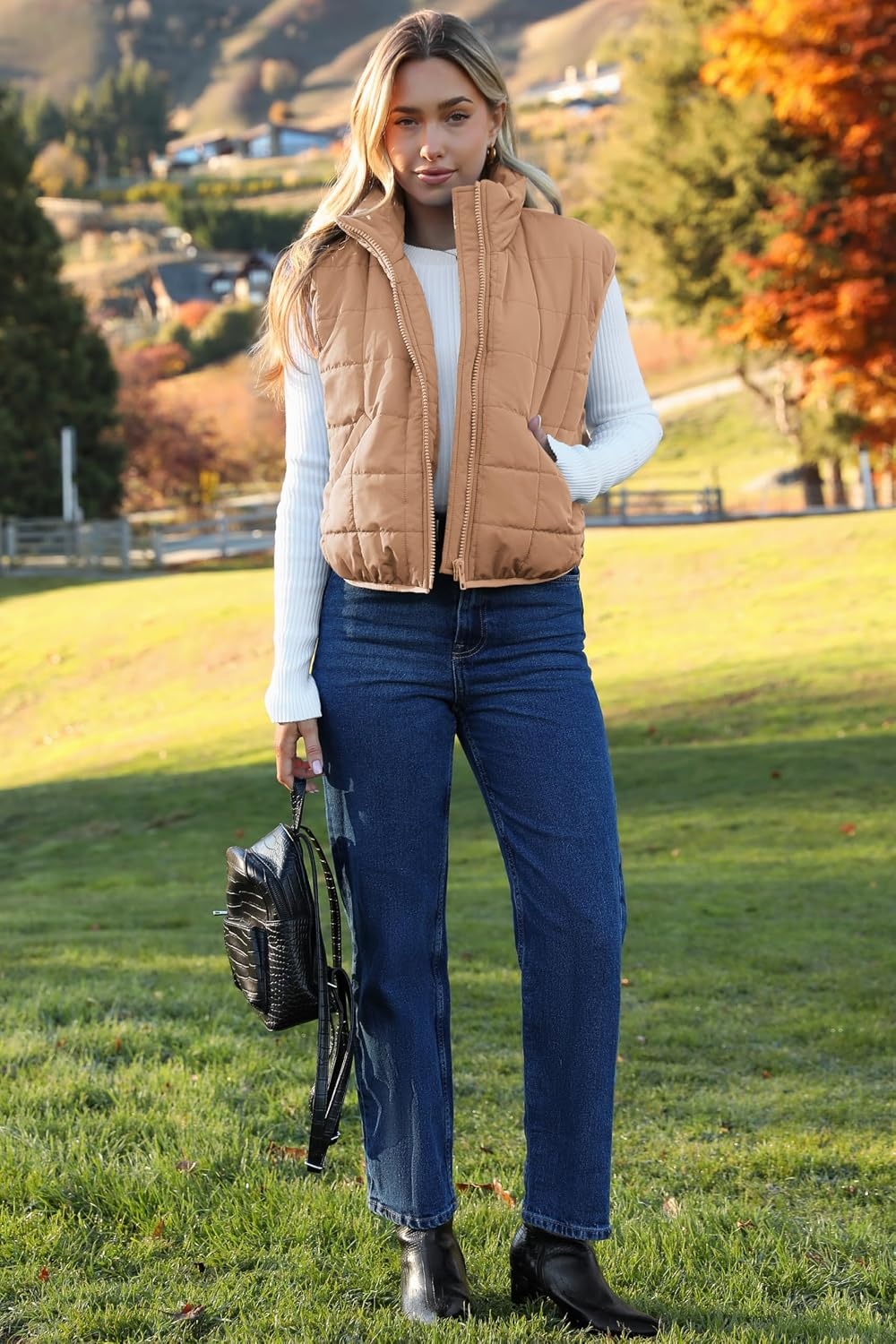 image:imageZeagoo Womens Puffer Vest Ladies Sleeveless Zip Up OuterwearKhaki
