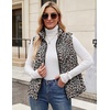 Zeagoo Womens Lightweight Quilted Puffer Vest Stand Collar Zip Up Outerwear(Leopard Apricot)