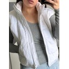 Zeagoo Womens Puffer Vest Ladies Sleeveless Zip Up Outerwear(White)
